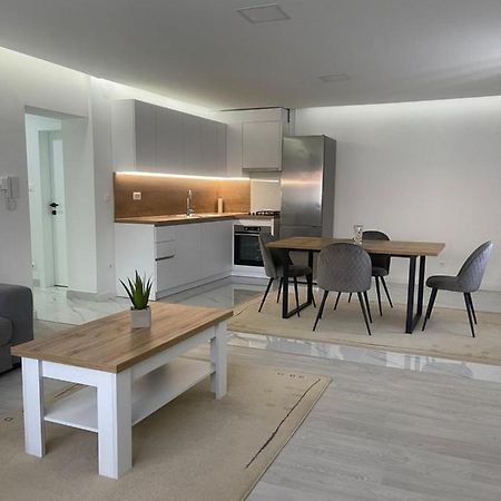 Rozi Apartments Загреб Екстер'єр фото
